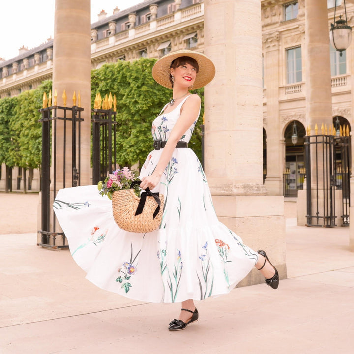 1950's Vintage French Parisian inspired flats in black patent leather with large patent bow retro flats with hidden wedge designed by Alba in Paris old money shoes women