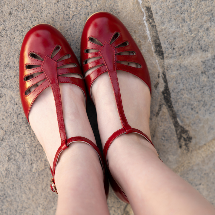 Charlie Stone Shoes women's vintage flats red shined oiled leather dress shoes with hidden wedge to alleviate heel pain