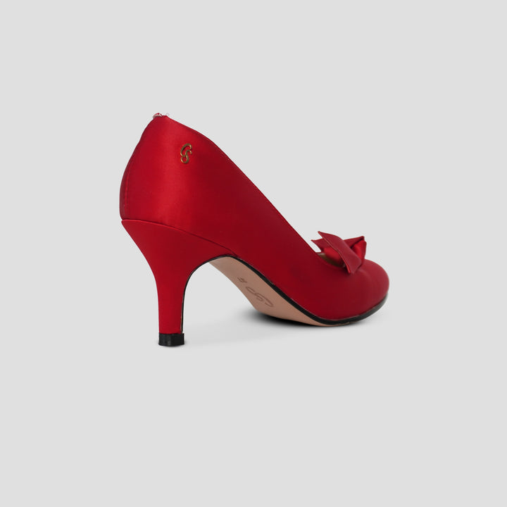 Charlie Stone Shoes vintage 1940s Dior inspired heels luxurious Hollywood style red satin stiletto Vivienne with pointed toe and classic 7.5 cm high-heel silhouette and decorative ribbon detail 