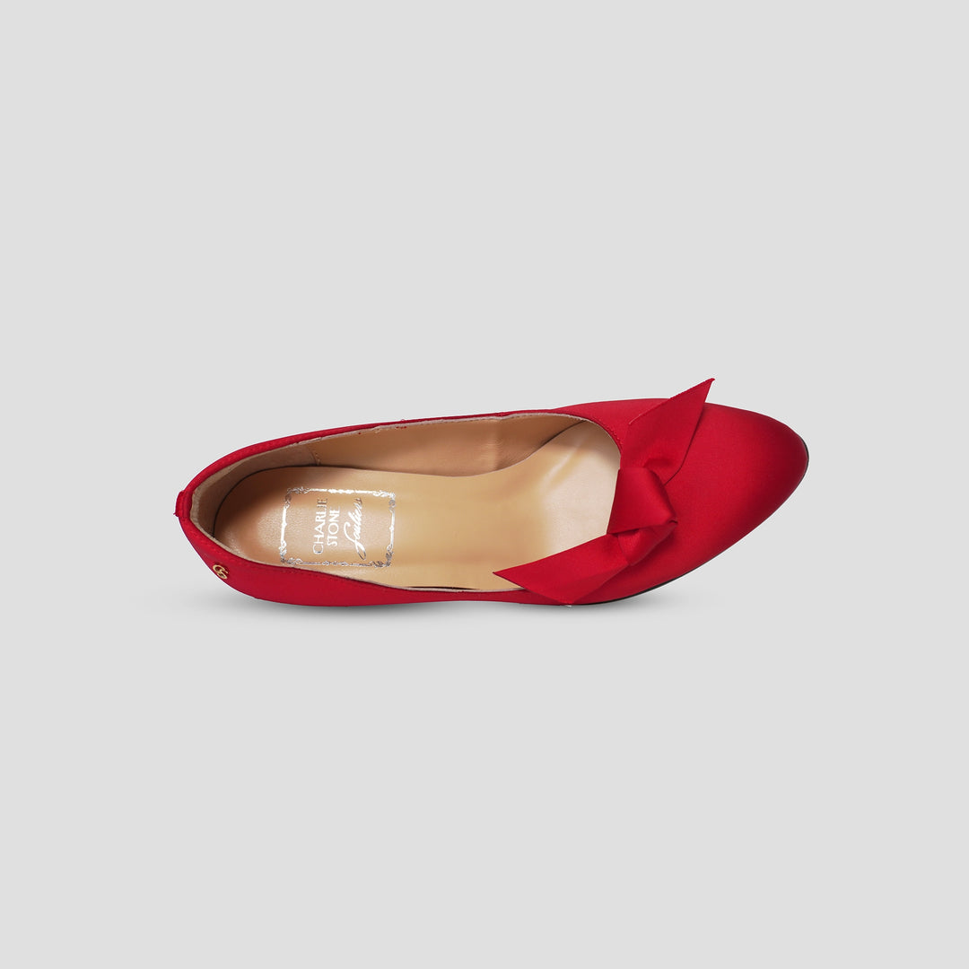 Charlie Stone Shoes vintage 1940s Dior inspired heels luxurious Hollywood style red satin stiletto Vivienne with pointed toe and classic 7.5 cm high-heel silhouette and decorative ribbon detail 