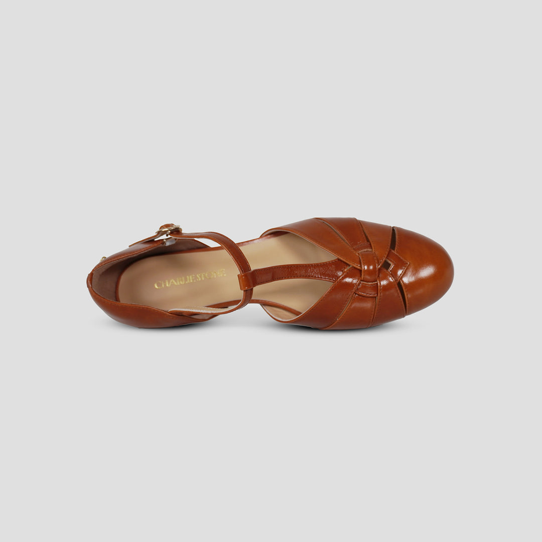 Vintage Style Women's T Bar Mary Jane Sandals in Shined Leather Vintage Style Women's T Bar Mary Jane Sandals in Shined Leather